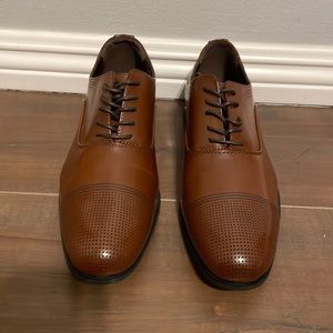 Kennett Cole M Size 7.5 BRAND NEW Cognac Dress Shoes (Big Wheels)